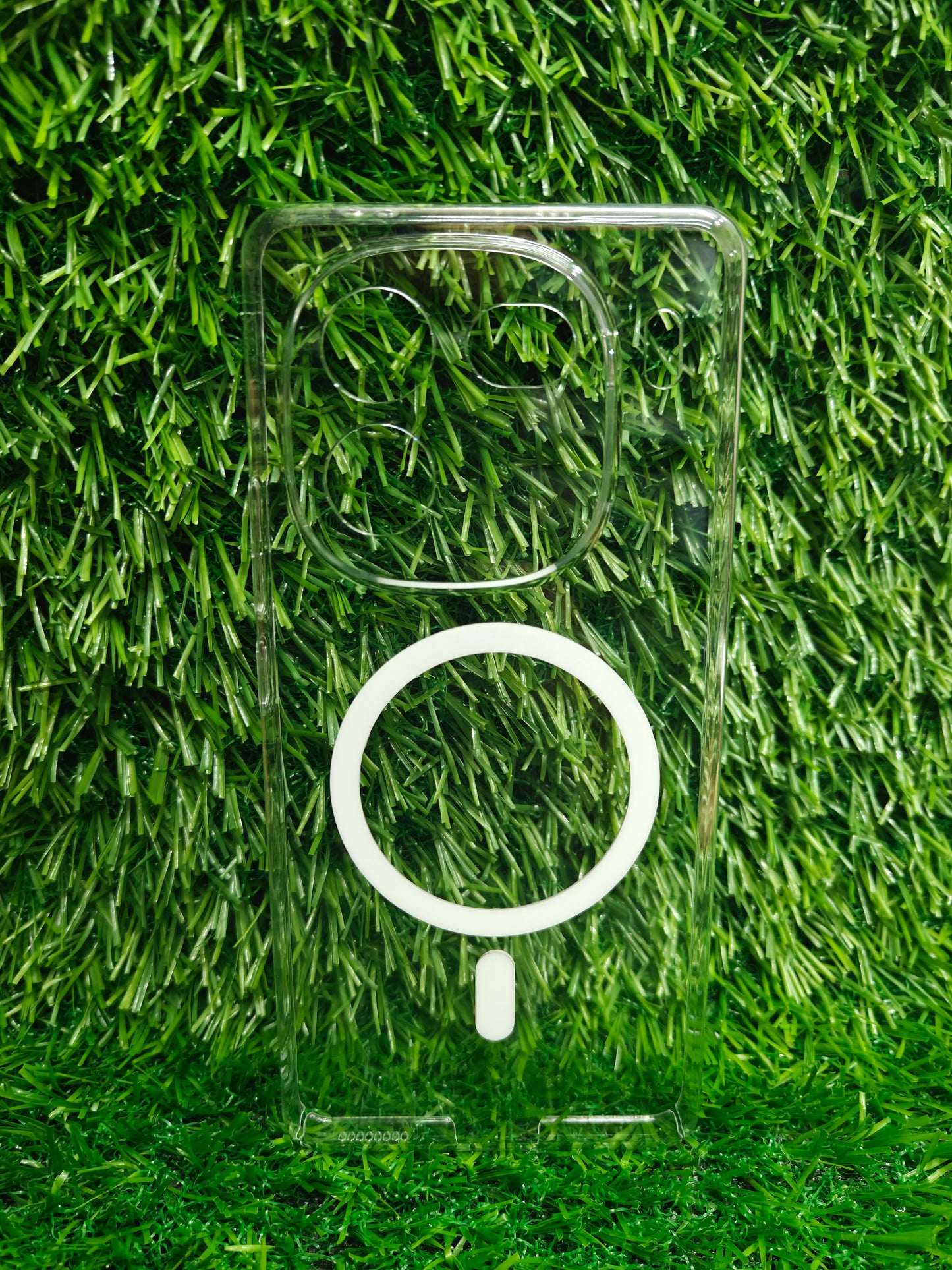 iQOO 12 5G Anti Yellow Premium Quality Magsafe Crystal Clear Hard Plastic Back Cover Case