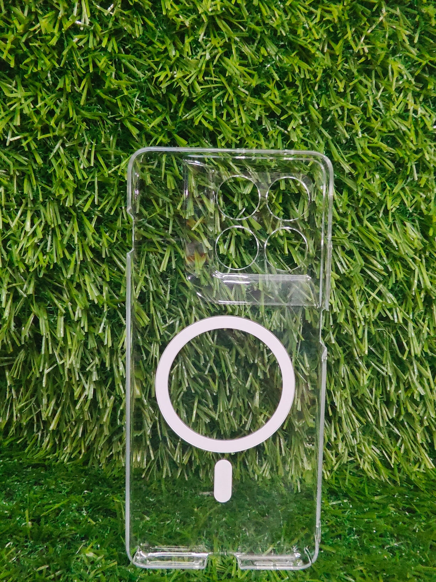 Motorola Moto Edge 70 5G Anti Yellow Premium Quality Magsafe Crystal Clear Hard Plastic Back Cover Case