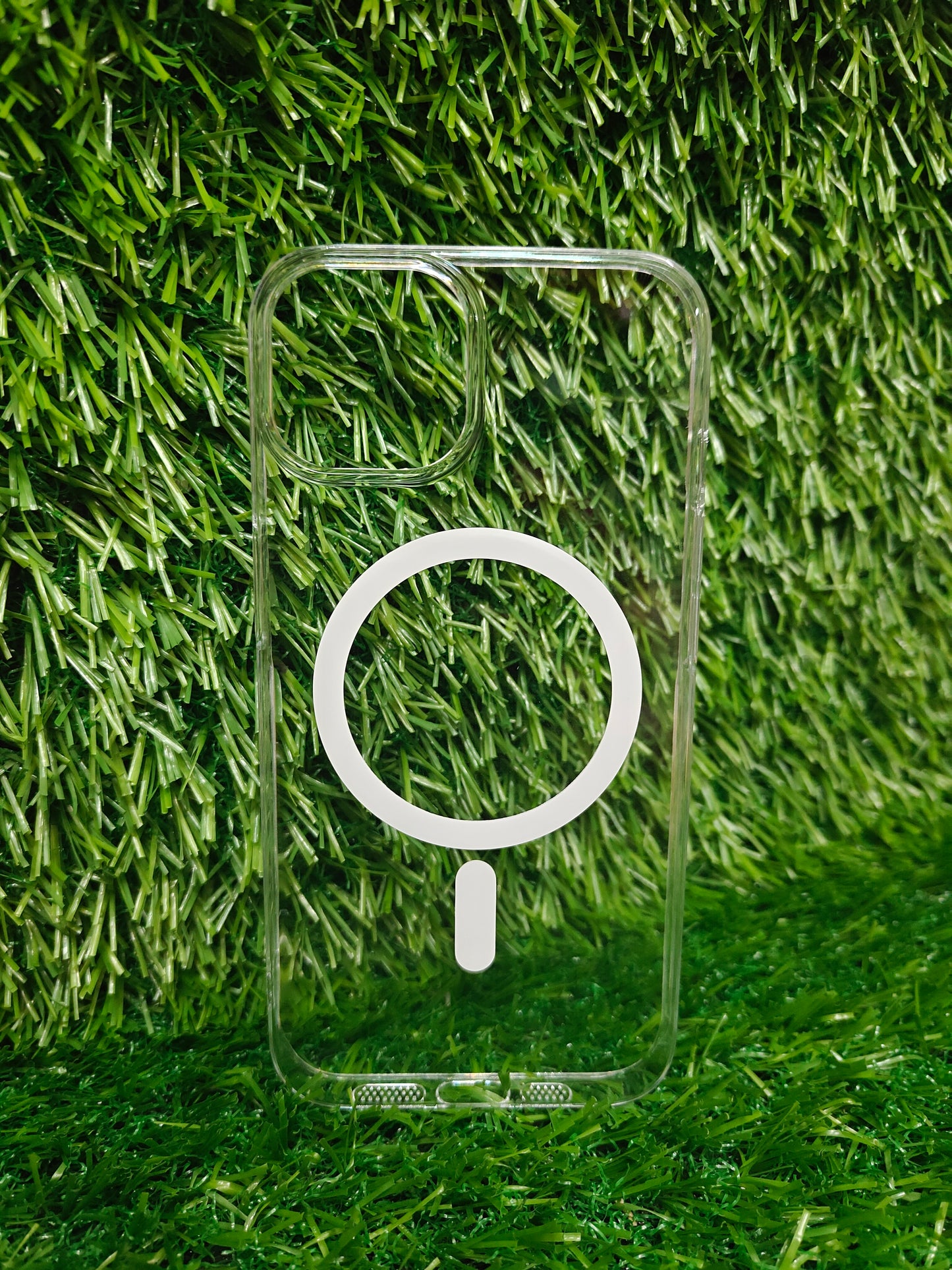 Apple iPhone 13 / iPhone 14 Anti Yellow Premium Quality Magsafe Crystal Clear Hard Plastic Back Cover Case