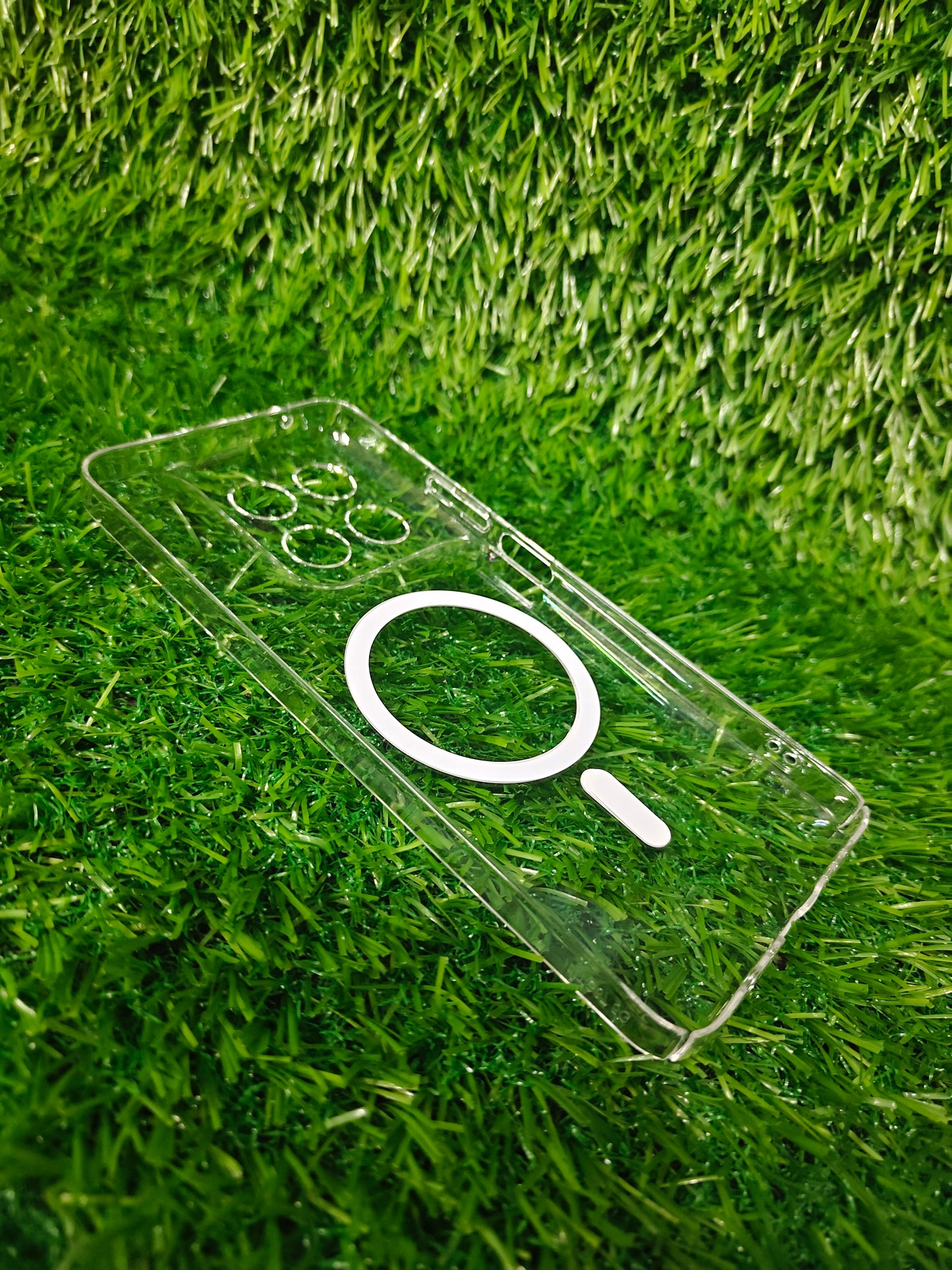 Motorola Moto G37 5G Anti Yellow Premium Quality Magsafe Crystal Clear Hard Plastic Back Cover Case
