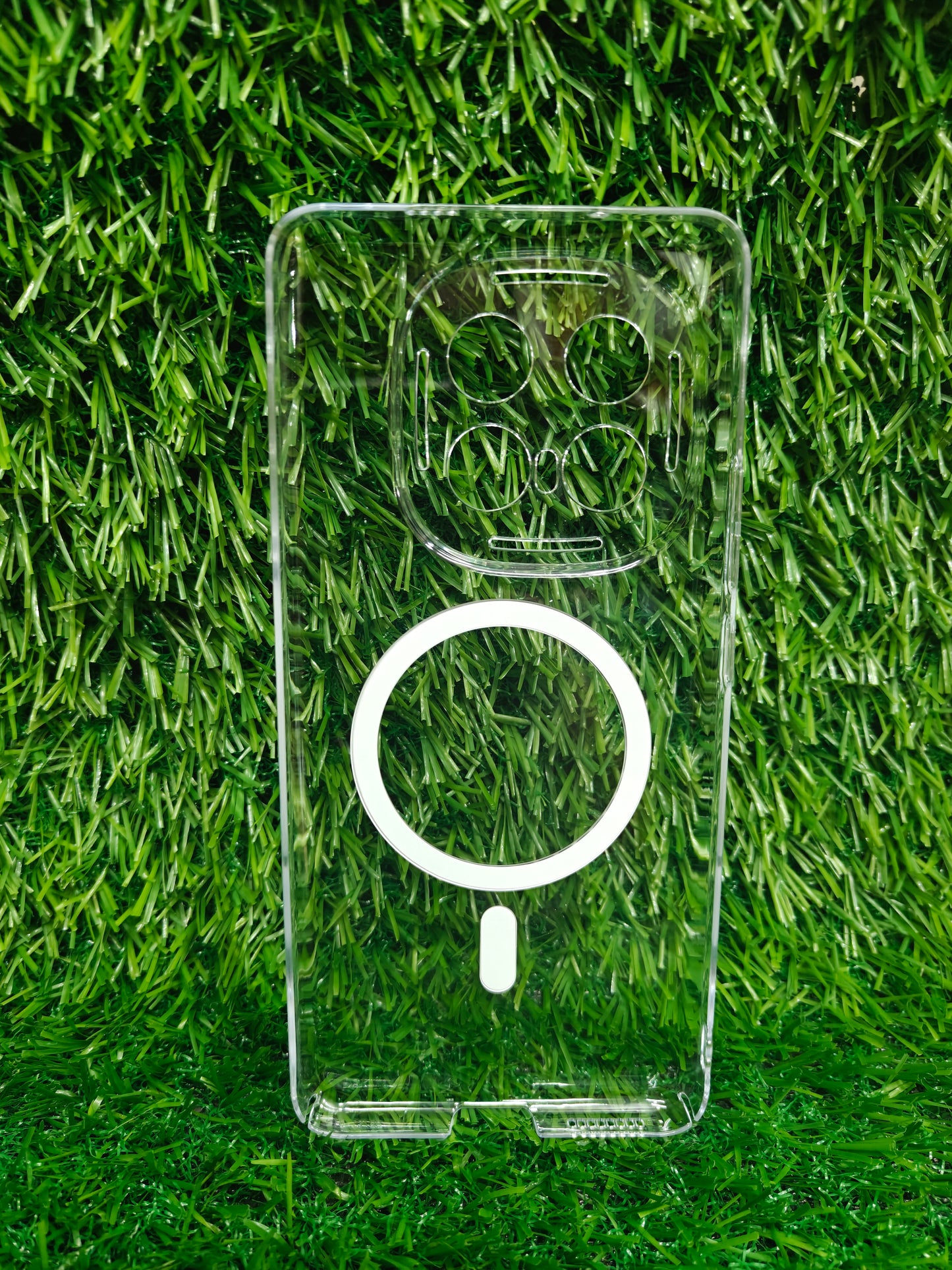 iQOO 13 5G Anti Yellow Premium Quality Magsafe Crystal Clear Hard Plastic Back Cover Case