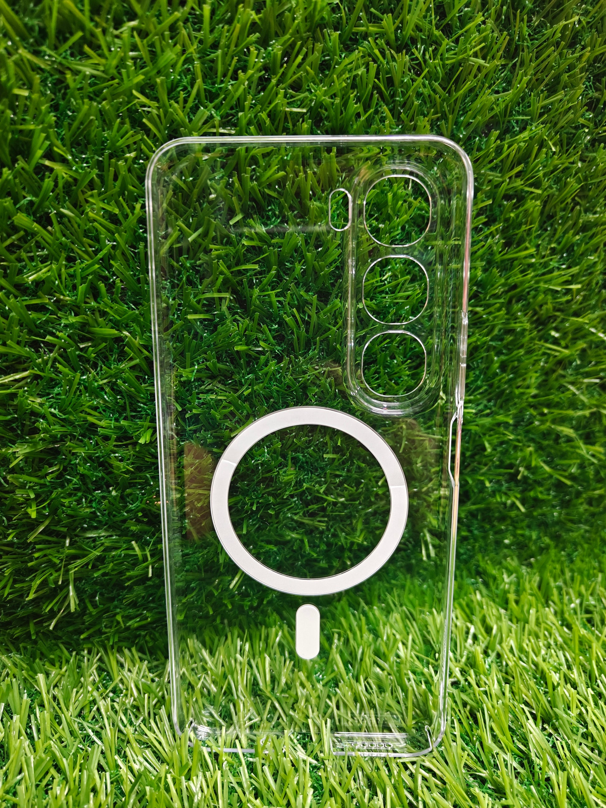 Vivo Y31 5G Anti Yellow Premium Quality Magsafe Crystal Clear Hard Plastic Back Cover Case - Royal Star