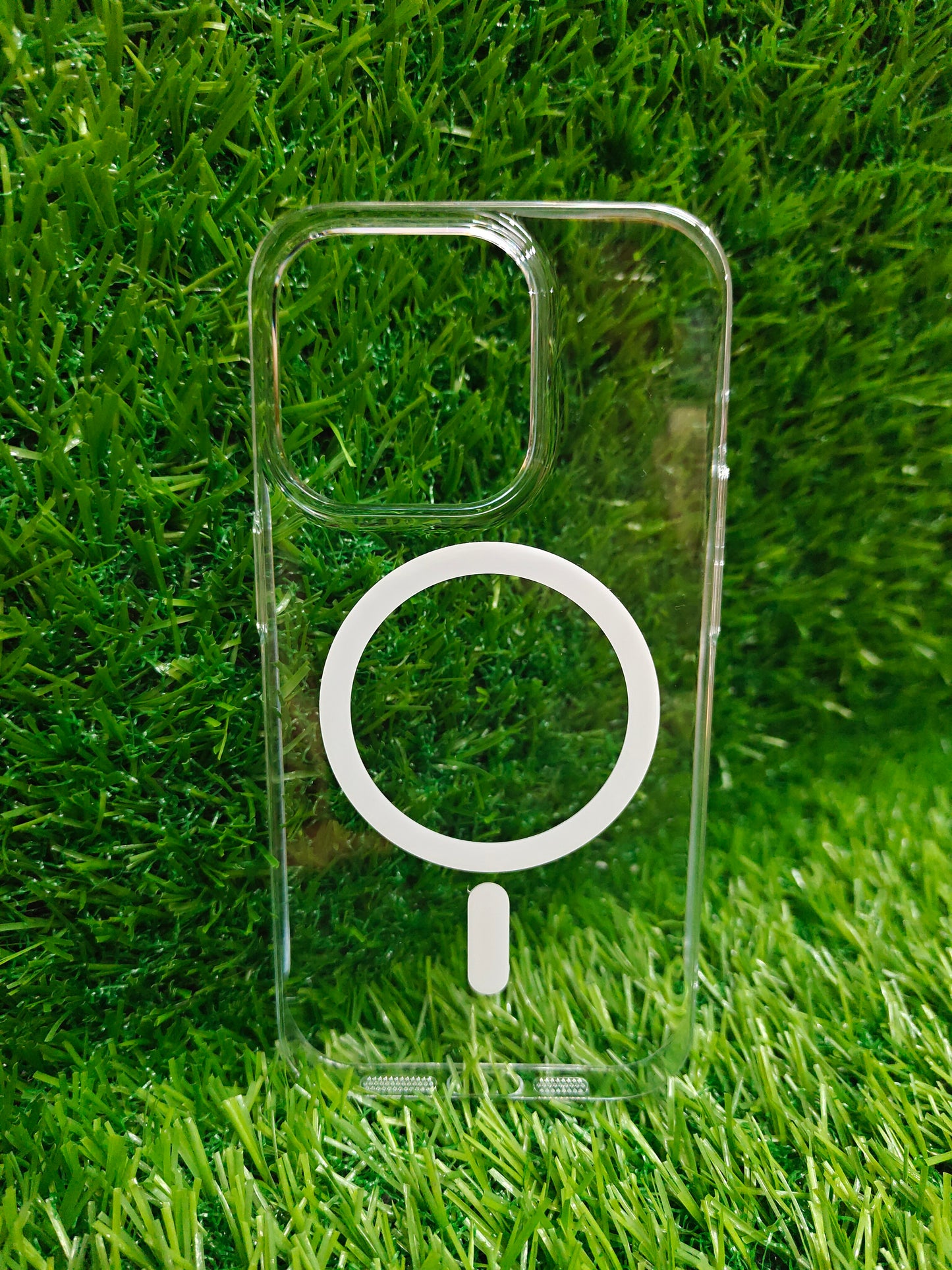 Apple iPhone 14 Pro Anti Yellow Premium Quality Magsafe Crystal Clear Hard Plastic Back Cover Case