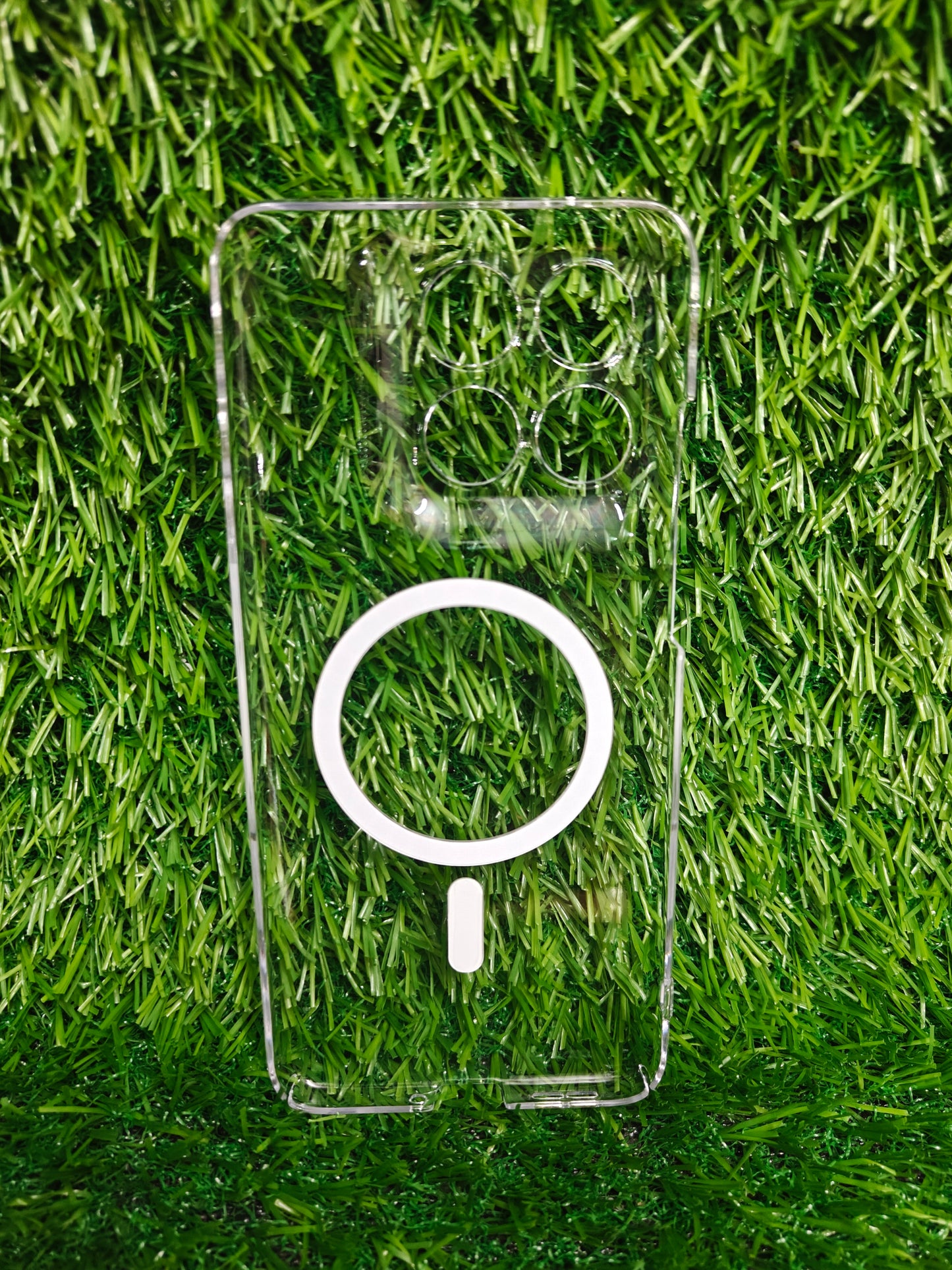 Motorola moto Edge 70 Fusion 5G Anti Yellow Premium Quality Magsafe Crystal Clear Hard Plastic Back Cover Case