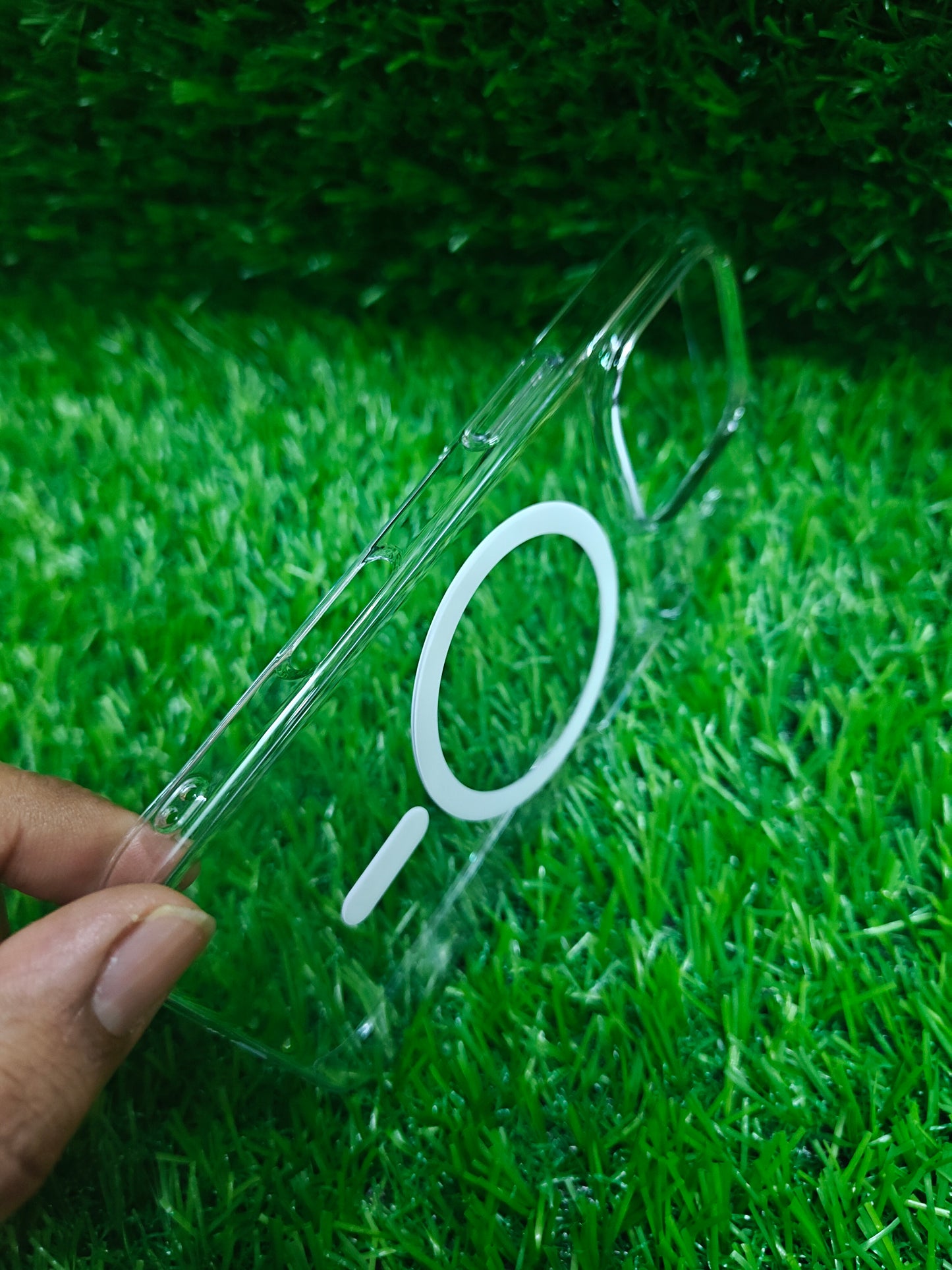 Apple iPhone 16 Pro Anti Yellow Premium Quality Magsafe Crystal Clear Hard Plastic Back Cover Case