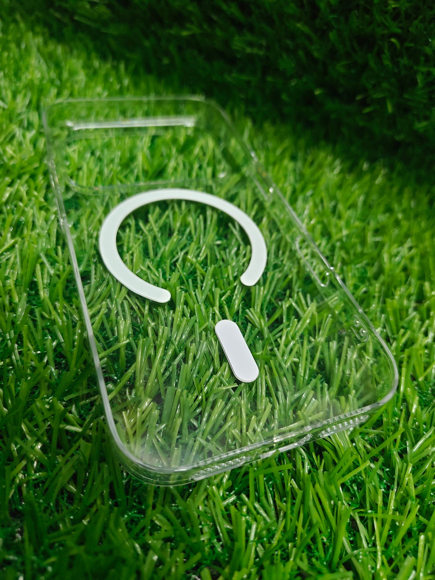 Apple iPhone 17 Pro Anti Yellow Premium Quality Magsafe Crystal Clear Hard Plastic Back Cover Case