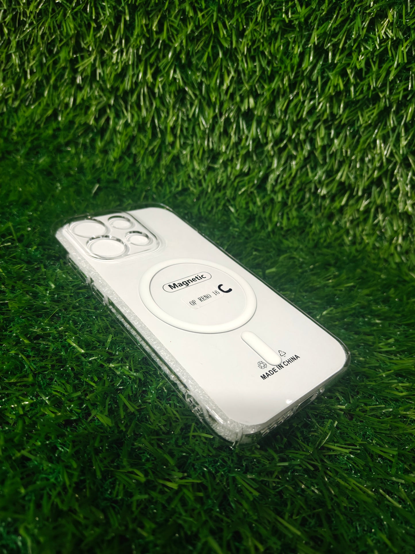 Oppo Reno 16C 5G / Oppo Reno16C 5G Anti Yellow Premium Quality Magsafe Crystal Clear Hard Plastic Back Cover Case