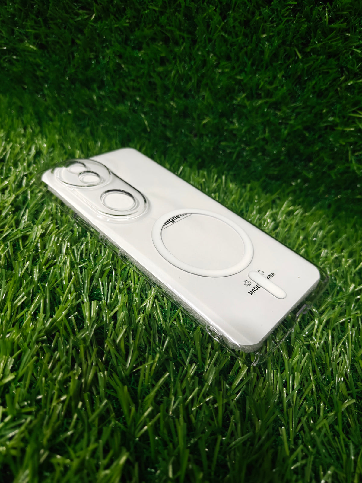 Vivo V50 / Vivo V50E / Vivo T4R / iQOO Z10R (5G) Anti Yellow Premium Quality Magsafe Crystal Clear Hard Plastic Back Cover Case